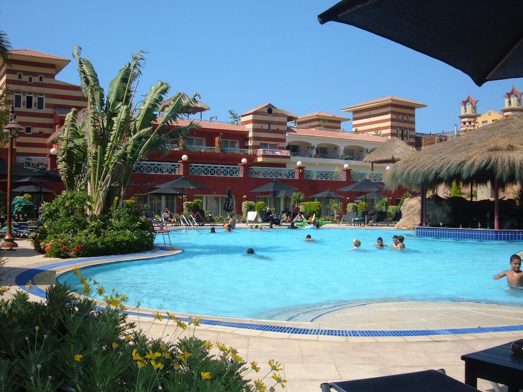Porto Marina Apartments Powered By Amer-Group El-Alamein Eksteriør billede